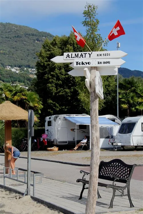 caravan-camping-miralago-sa-tenero-yodec