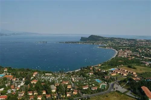 camping-sanghen-manerba-del-garda-aev7h