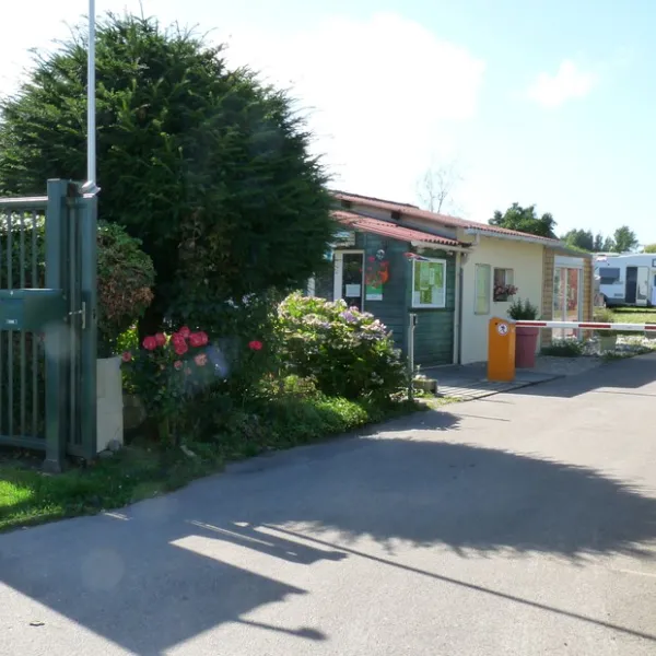 camping-le-grand-hameau-saint-jouin-bruneval-jblfp