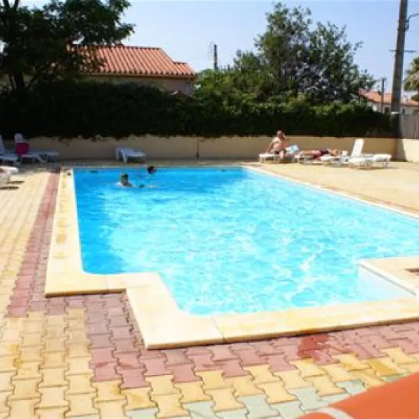 camping-la-pinede-st-genis-des-fontaines-z6lax