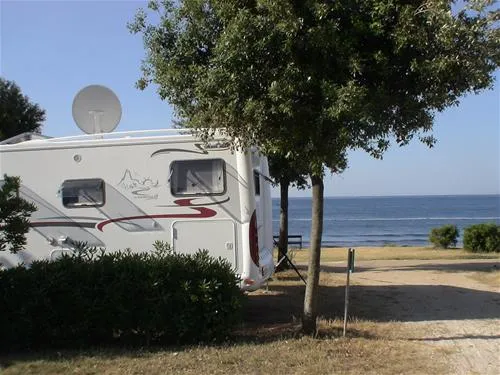 naturist-centar-ulika-porec-x8wi9