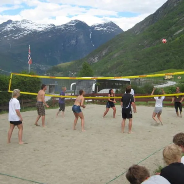 holmevik-camping-stryn-sqlsv
