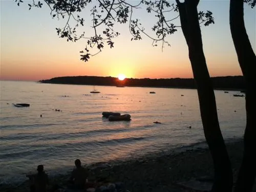 camping-san-polo-bale-thujk