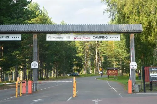 mora-parkens-camping-stugby-mora-ok25d