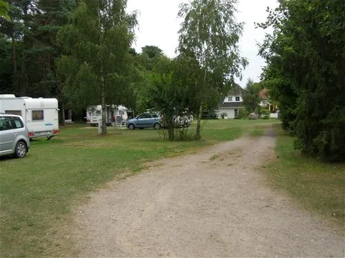 camping-hubert-goldberg-hqzeb