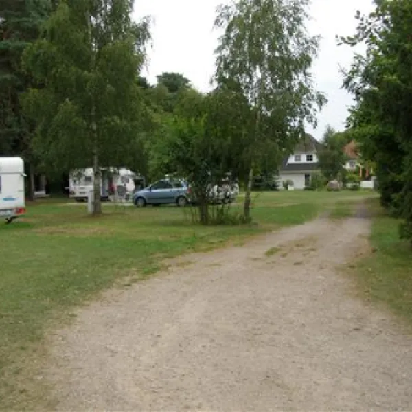 camping-hubert-goldberg-hqzeb