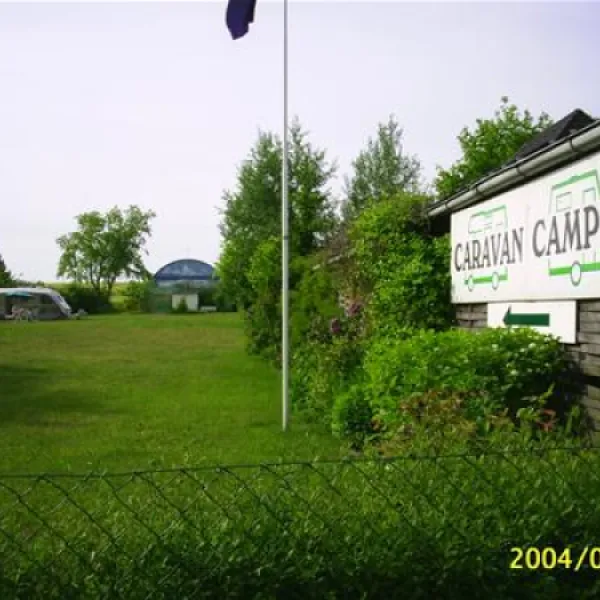 camping-hubert-goldberg-njn9d