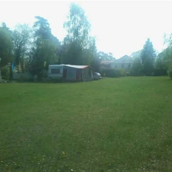 camping-hubert-goldberg-xonyf