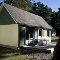 camping-municipal-du-lac-de-feyt-servires-le-chteau-aw5bj