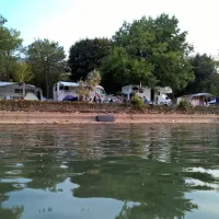 camping-quai-iseo-9wx3i