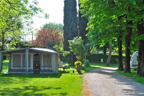 camping-quai-iseo-nujti