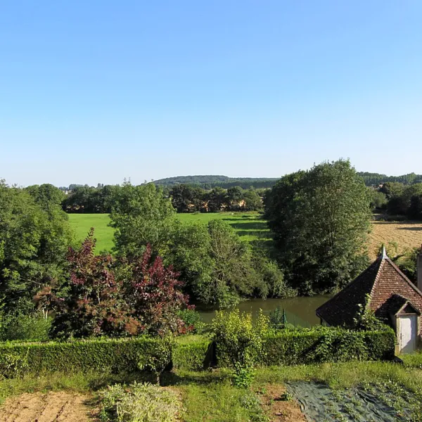 camping-municipal-du-val-de-sarthe-beaumont-sur-sarthe-udx3j