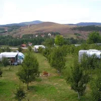 camping-viljamovka-kremna-w18yb