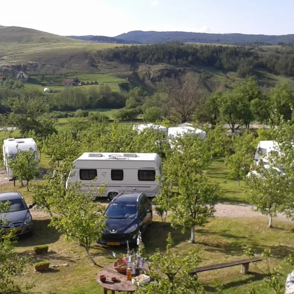 camping-viljamovka-kremna-y8ijd