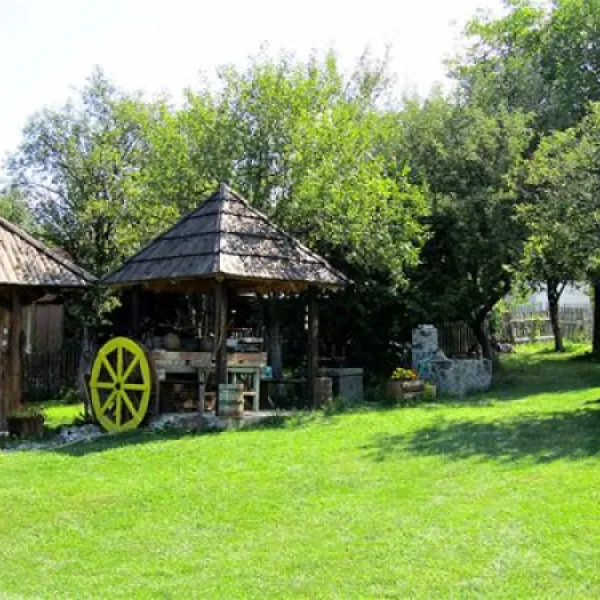 camping-viljamovka-kremna-ynctd