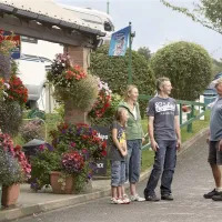 moreton-camping-caravanning-club-site-dorchester-b6ikj