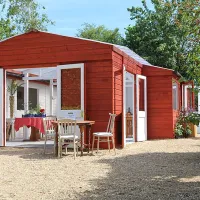 Moreton Camping and Caravanning Club Site