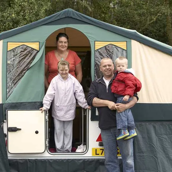 moreton-camping-caravanning-club-site-dorchester-vbxhg