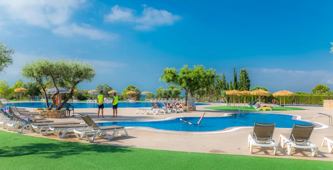 camping-ametlla-tarragona-dev8u