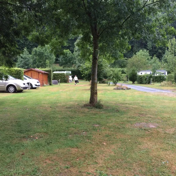 camping-de-la-rouvre-menil-hubert-sur-orne-lda1x