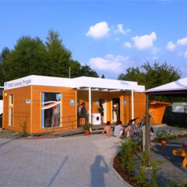 river-camping-prague-prague-troja-6q9pw