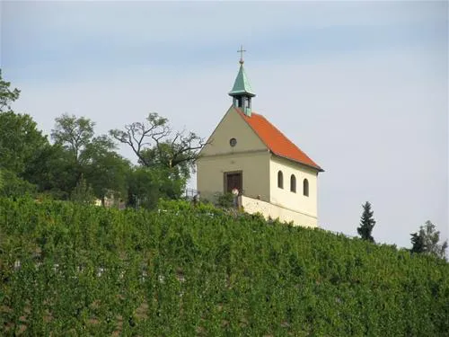 river-camping-prague-prague-troja-bs8ds