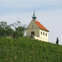 river-camping-prague-prague-troja-bs8ds