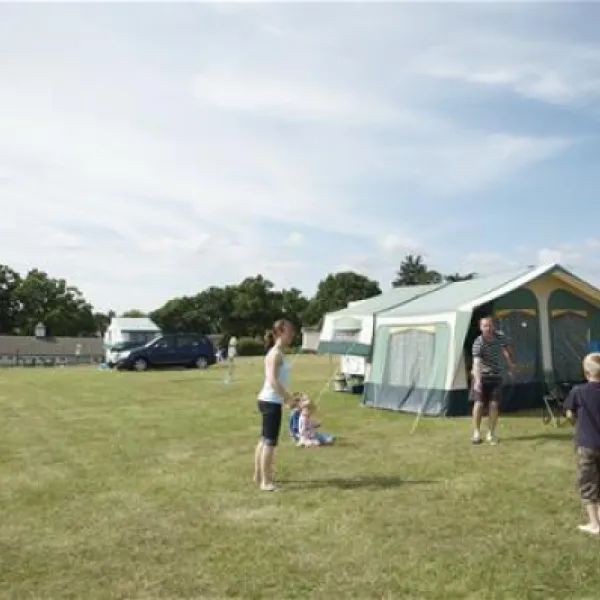 thorness-bay-holiday-park-cowes-cj1cf