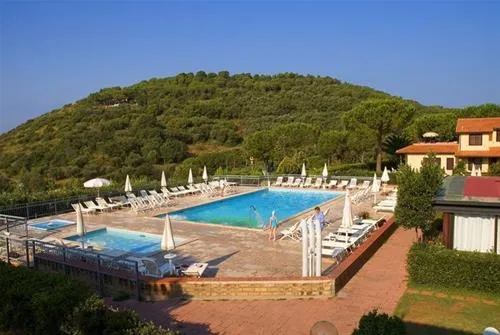 argenatrio-osa-village-talamone-xoage