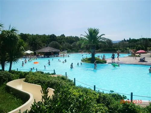 camping-village-le-capanne-bibbona-4d2og