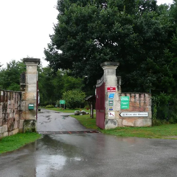 Camping Domaine des Messires  