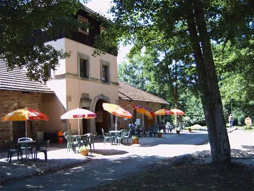 camping-domaine-des-messires-herpelmont-xs1kr