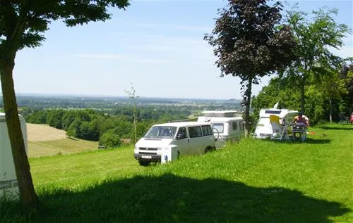 camping-auf-dem-kapfelberg-offenbergneuhausen-csveq