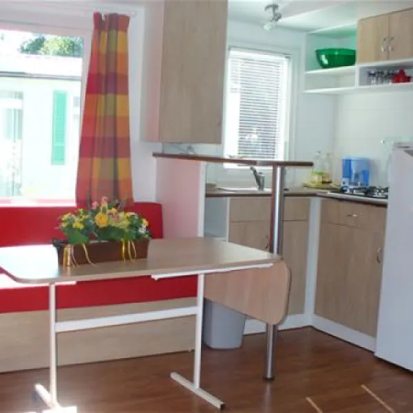 parc-camping-les-acacias-bellerive-sur-allier-9axxt