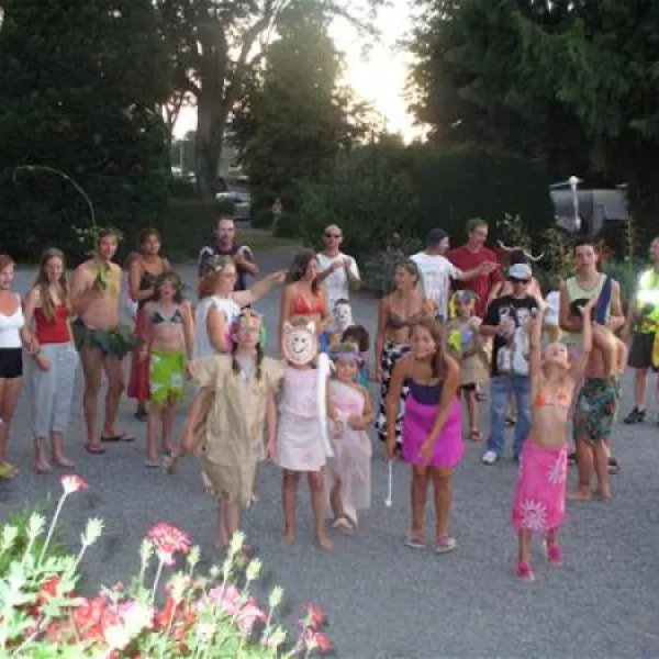 parc-camping-les-acacias-bellerive-sur-allier-bdxja
