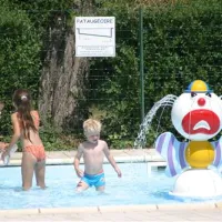 parc-camping-les-acacias-bellerive-sur-allier-euwt7