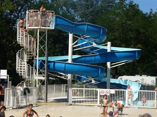 parc-camping-les-acacias-bellerive-sur-allier-mtjvf