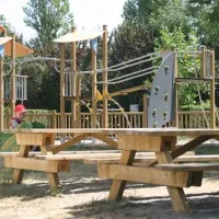 parc-camping-les-acacias-bellerive-sur-allier-qvfd5