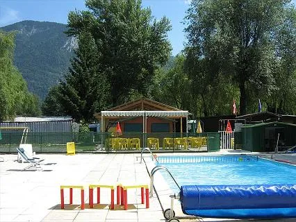 camping-la-corbaz-hautesavoie-rozyu