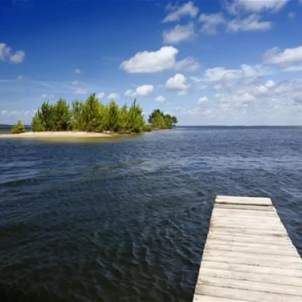 yelloh-village-au-lac-de-biscarrosse-parentis-en-born-ebosw
