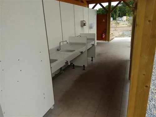 yelloh-village-au-lac-de-biscarrosse-parentis-en-born-v549w