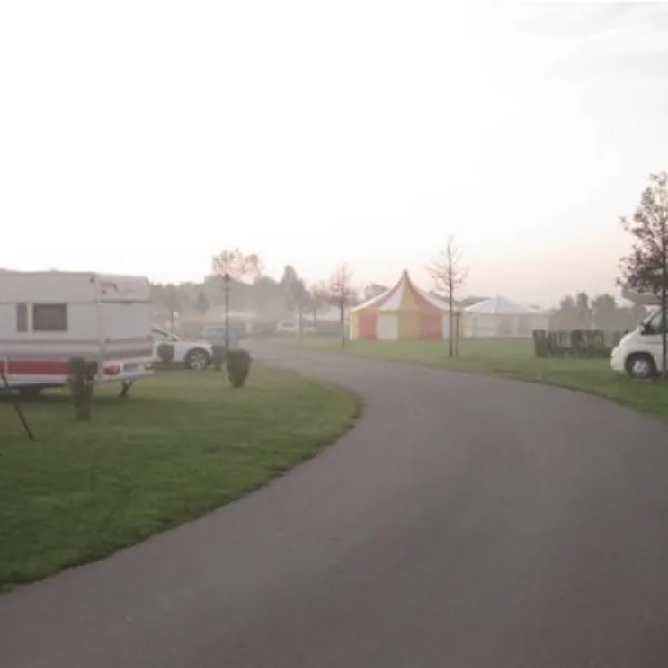 inselcamp-fehmarn-meeschendorf-inselcamping-fehmarn-rzxvl