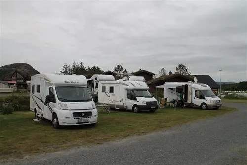 bud-camping-bud-laofd