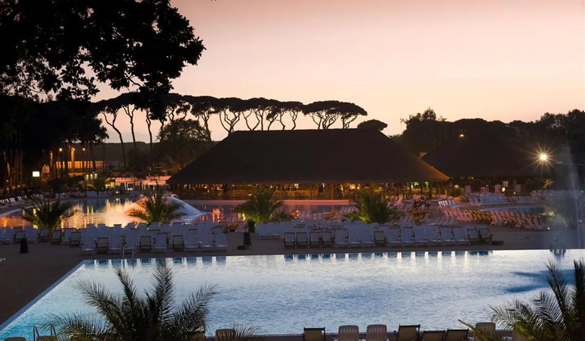 camping-village-park-albatros-san-vincenzo-h9vfv