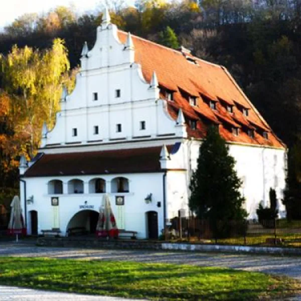 camping-hotel-spichlerz-kazimierz-dolny-gum4u