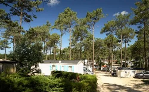 camping-les-embruns-lege-cap-ferret-bhtut