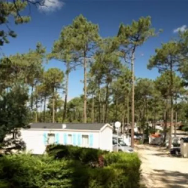 camping-les-embruns-lege-cap-ferret-bhtut