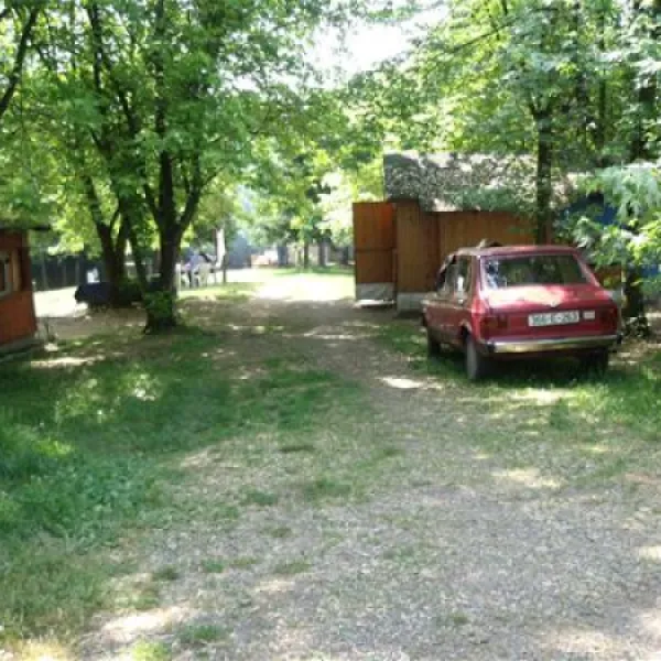 camping-ontario-lukavac-vre2j
