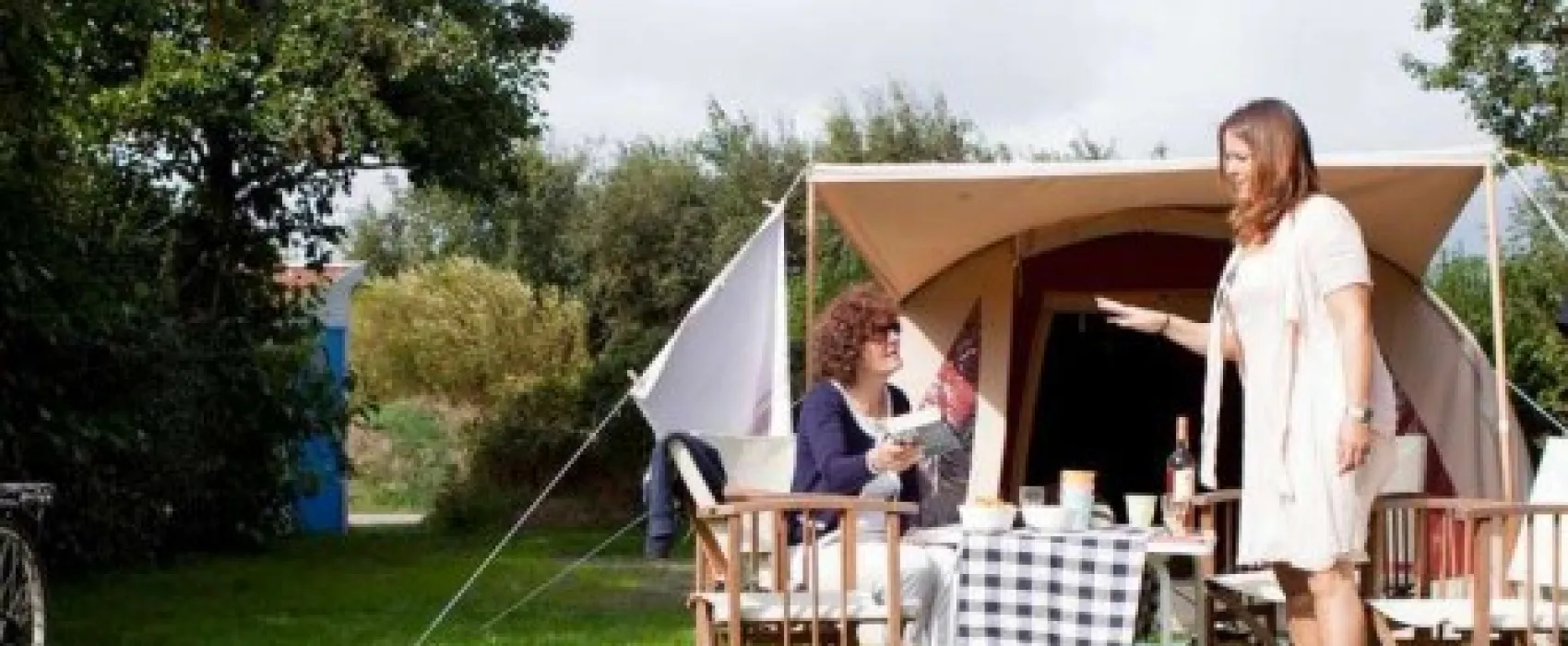 Aan Noordzee camping en vakantiehuizen