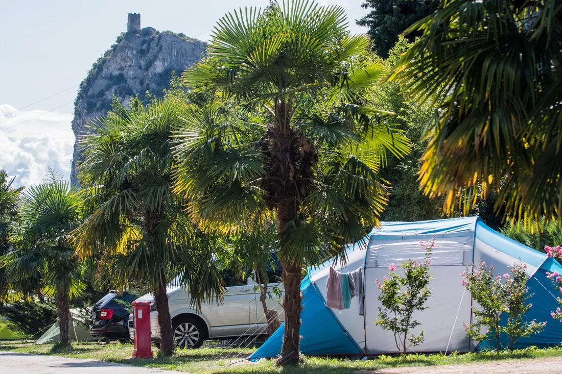 camping-zoo-arco-8zqzi